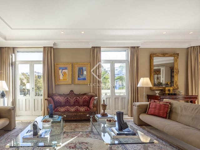 7 quarto Apartamento para venda em Valência cidade com garagem - 2 800 000 € (Ref: 8917505)