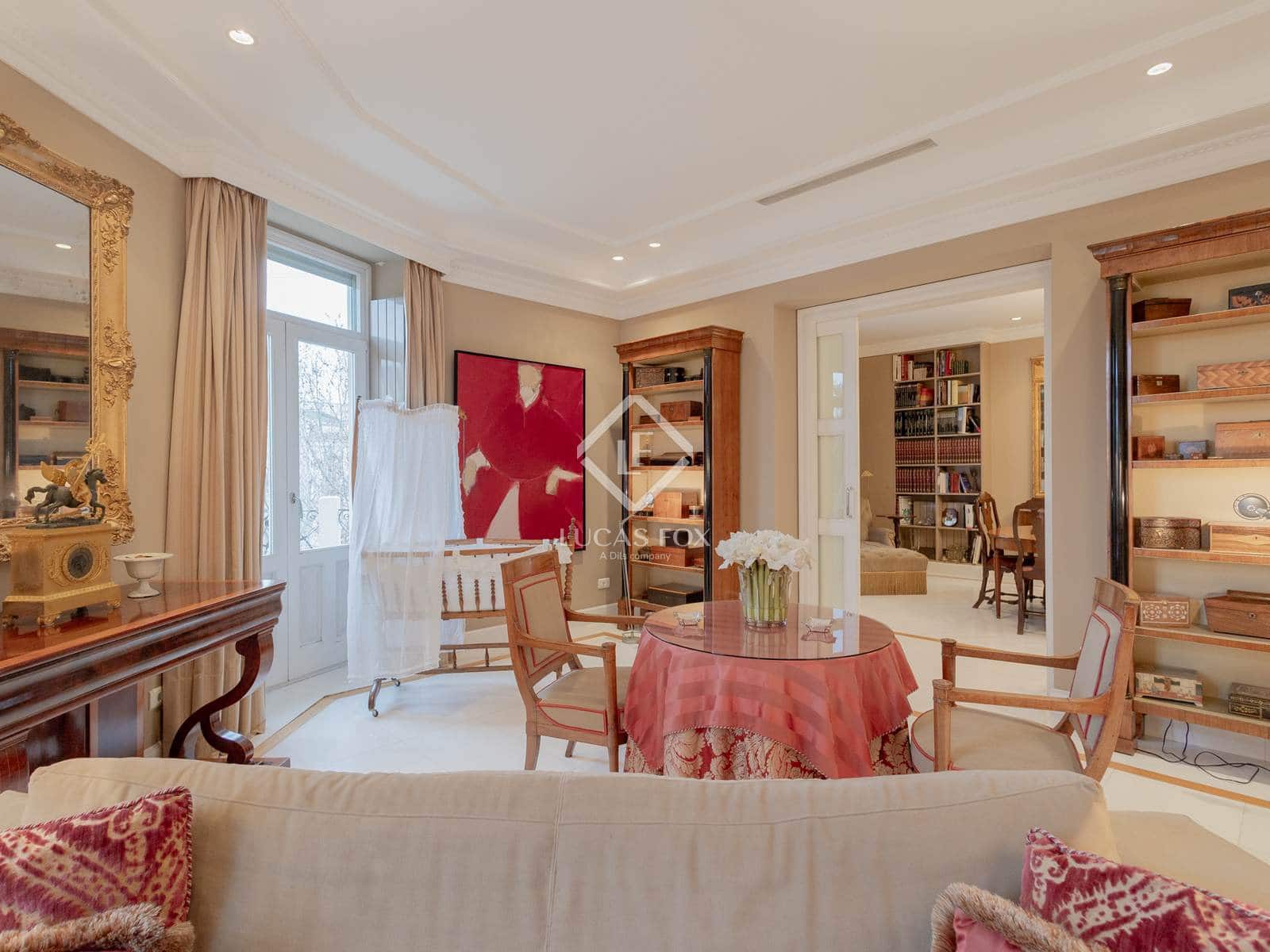 7 slaapkamer Appartement te koop in Valencia stad met garage - € 2.800.000 (Ref: 8917505)