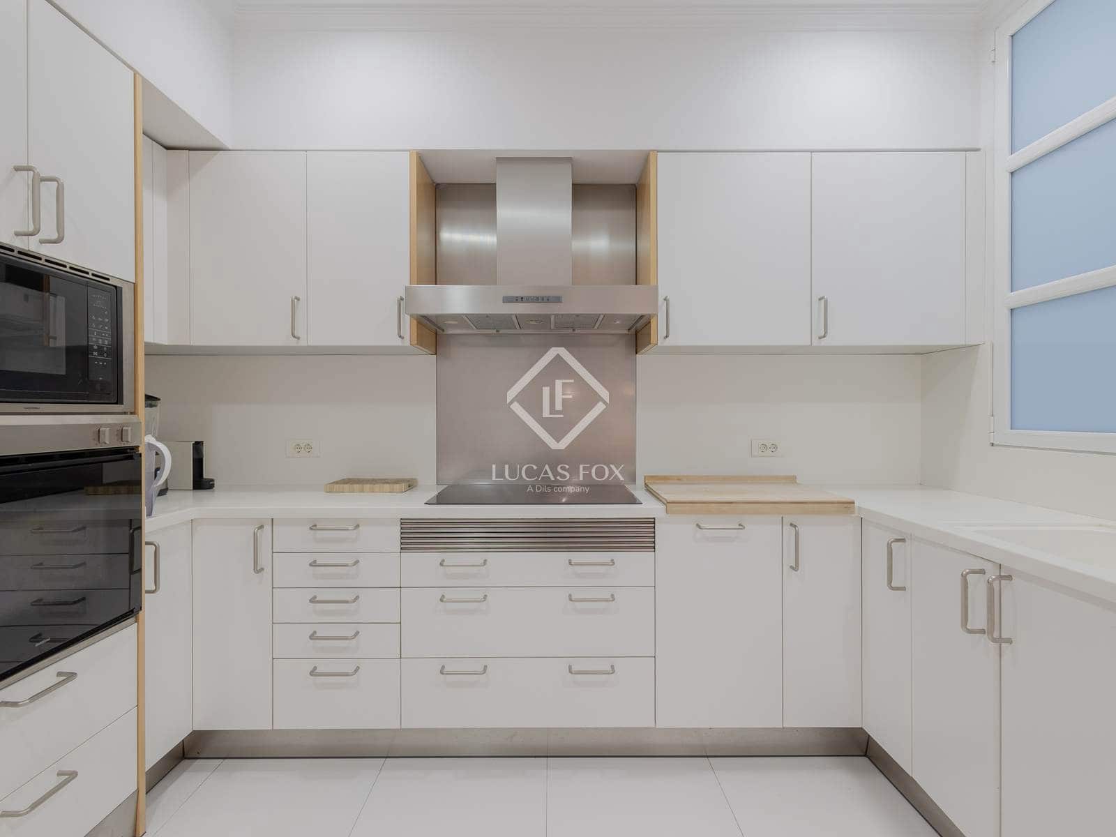 7 slaapkamer Appartement te koop in Valencia stad met garage - € 2.800.000 (Ref: 8917505)