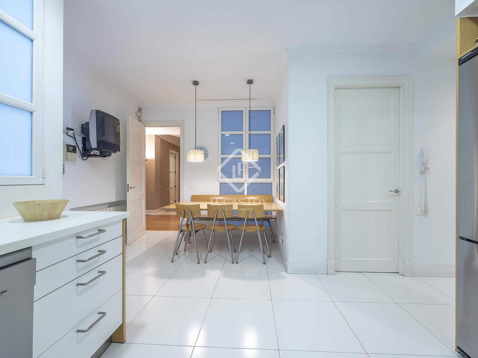 7 slaapkamer Appartement te koop in Valencia stad met garage - € 2.800.000 (Ref: 8917505)