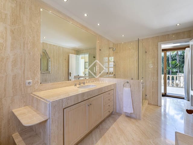 5 slaapkamer Villa te koop in Nueva Andalucia, Marbella met zwembad garage - € 3.495.000 (Ref: 8920043)