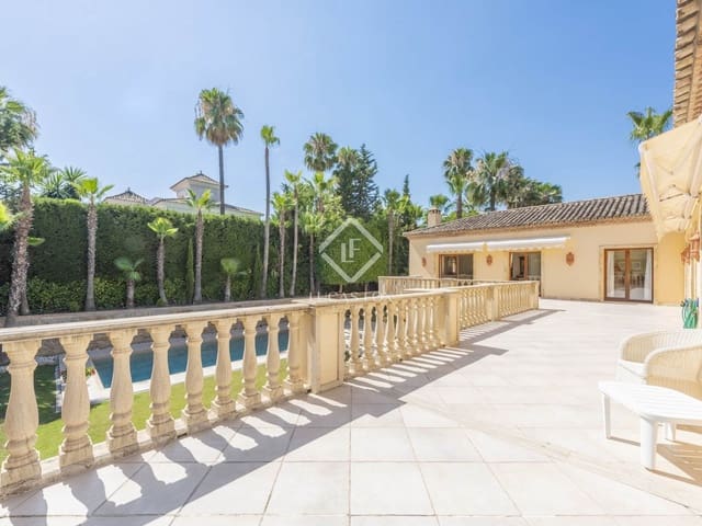 5 slaapkamer Villa te koop in Nueva Andalucia, Marbella met zwembad garage - € 3.495.000 (Ref: 8920043)