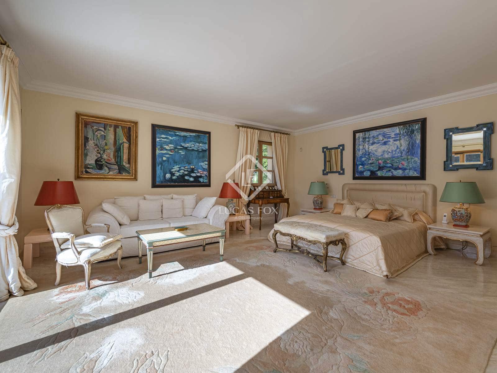 5 bedroom Villa for sale in Nueva Andalucia with pool garage - € 3,495,000 (Ref: 8920043)