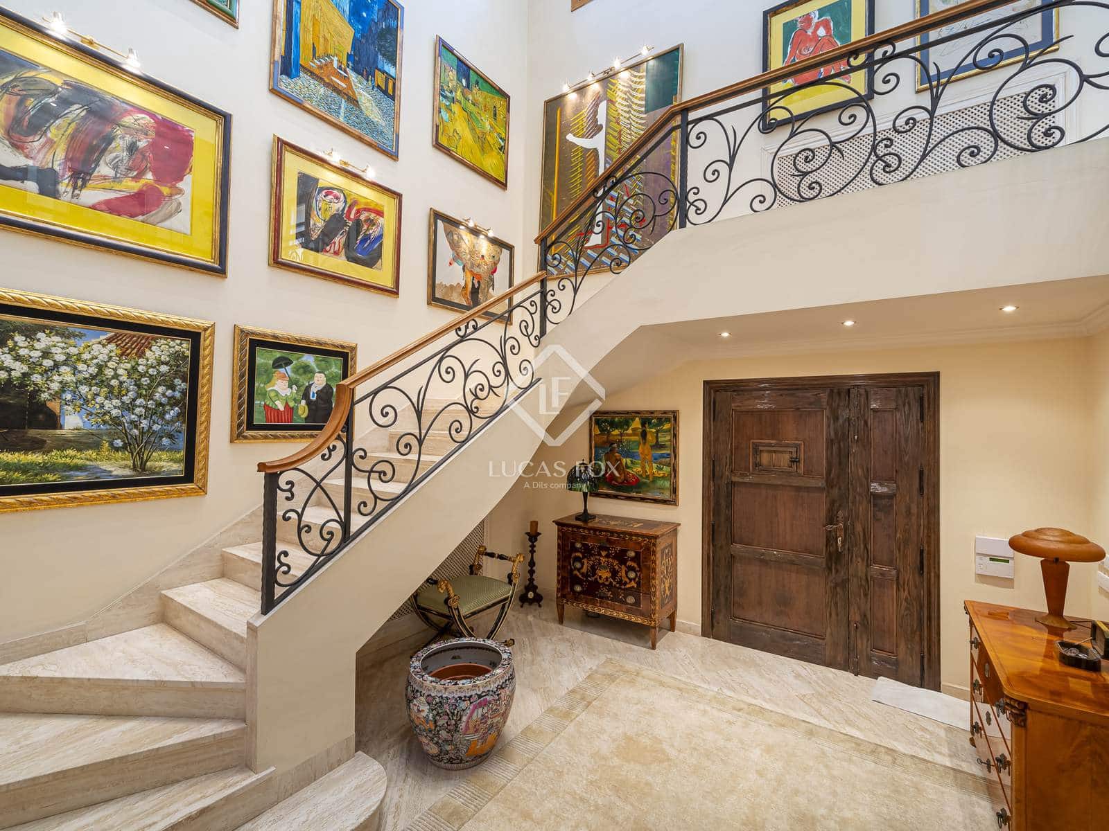 5 bedroom Villa for sale in Nueva Andalucia with pool garage - € 3,495,000 (Ref: 8920043)