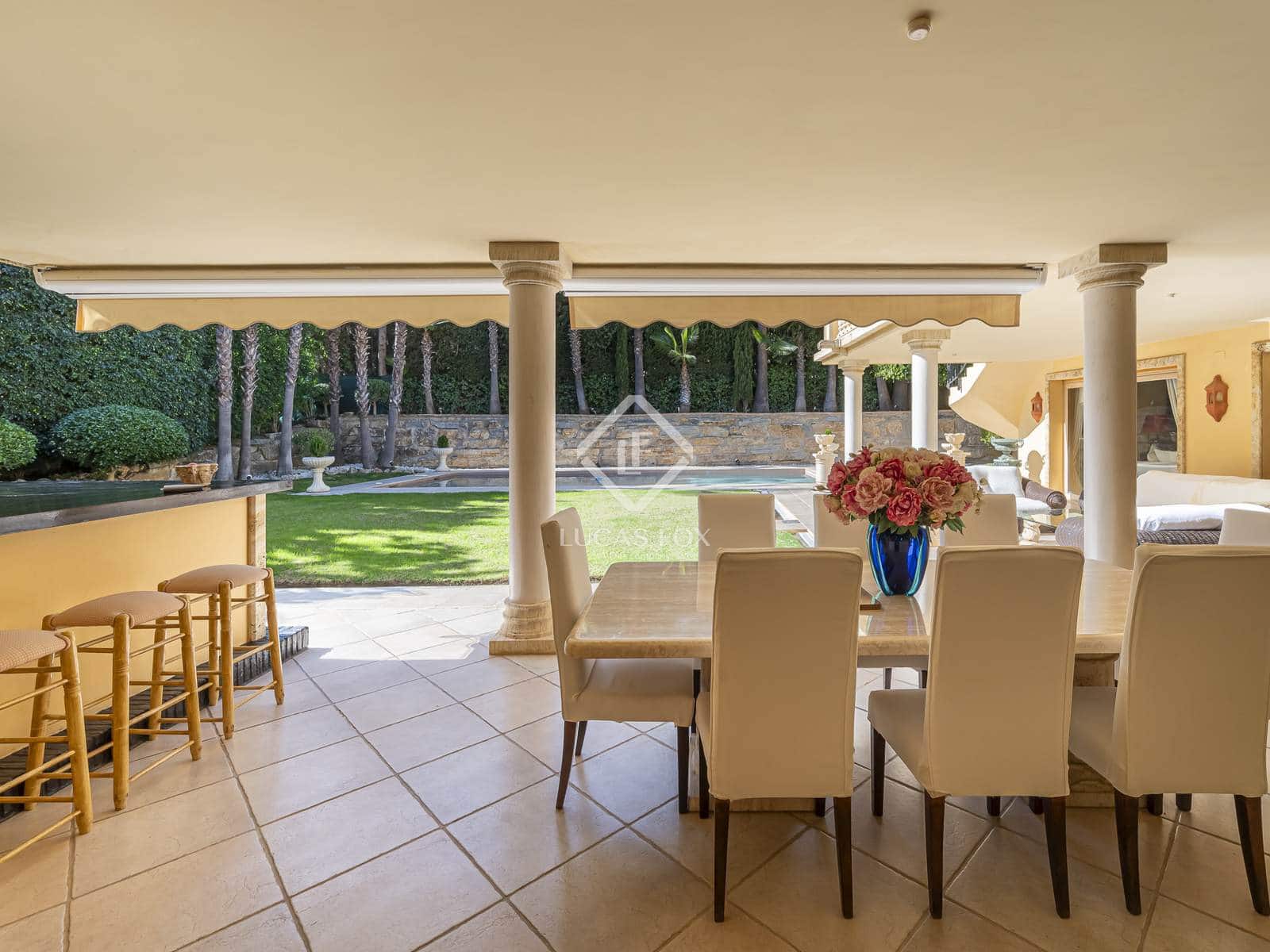 5 bedroom Villa for sale in Nueva Andalucia with pool garage - € 3,495,000 (Ref: 8920043)