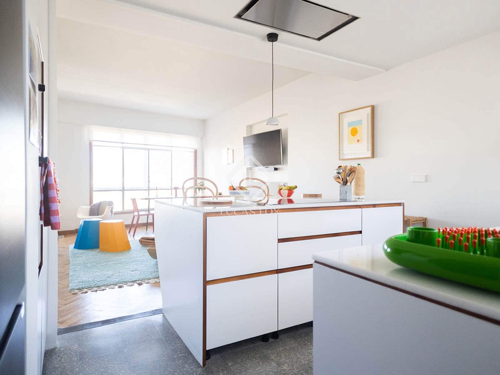 3 slaapkamer Appartement te huur in Vigo met garage - € 2.300 (Ref: 8920822)