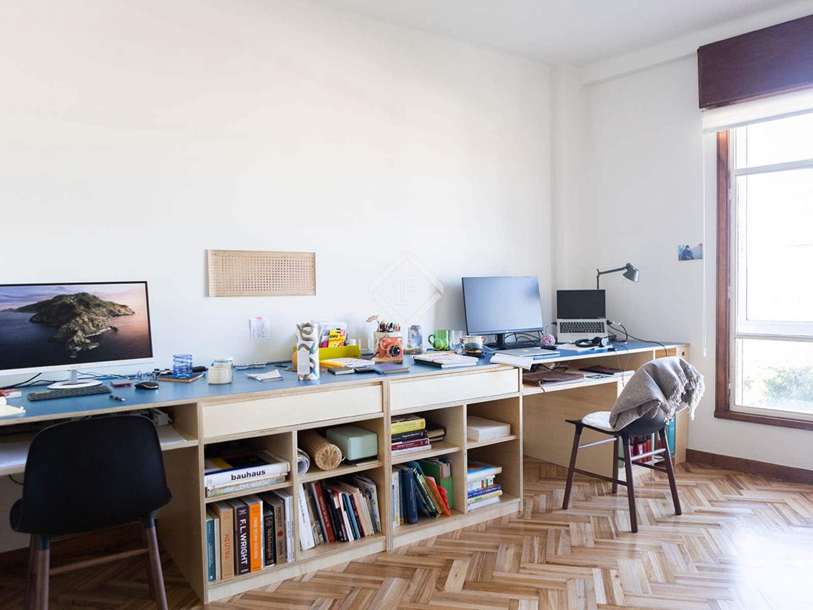 3 slaapkamer Appartement te huur in Vigo met garage - € 2.300 (Ref: 8920822)