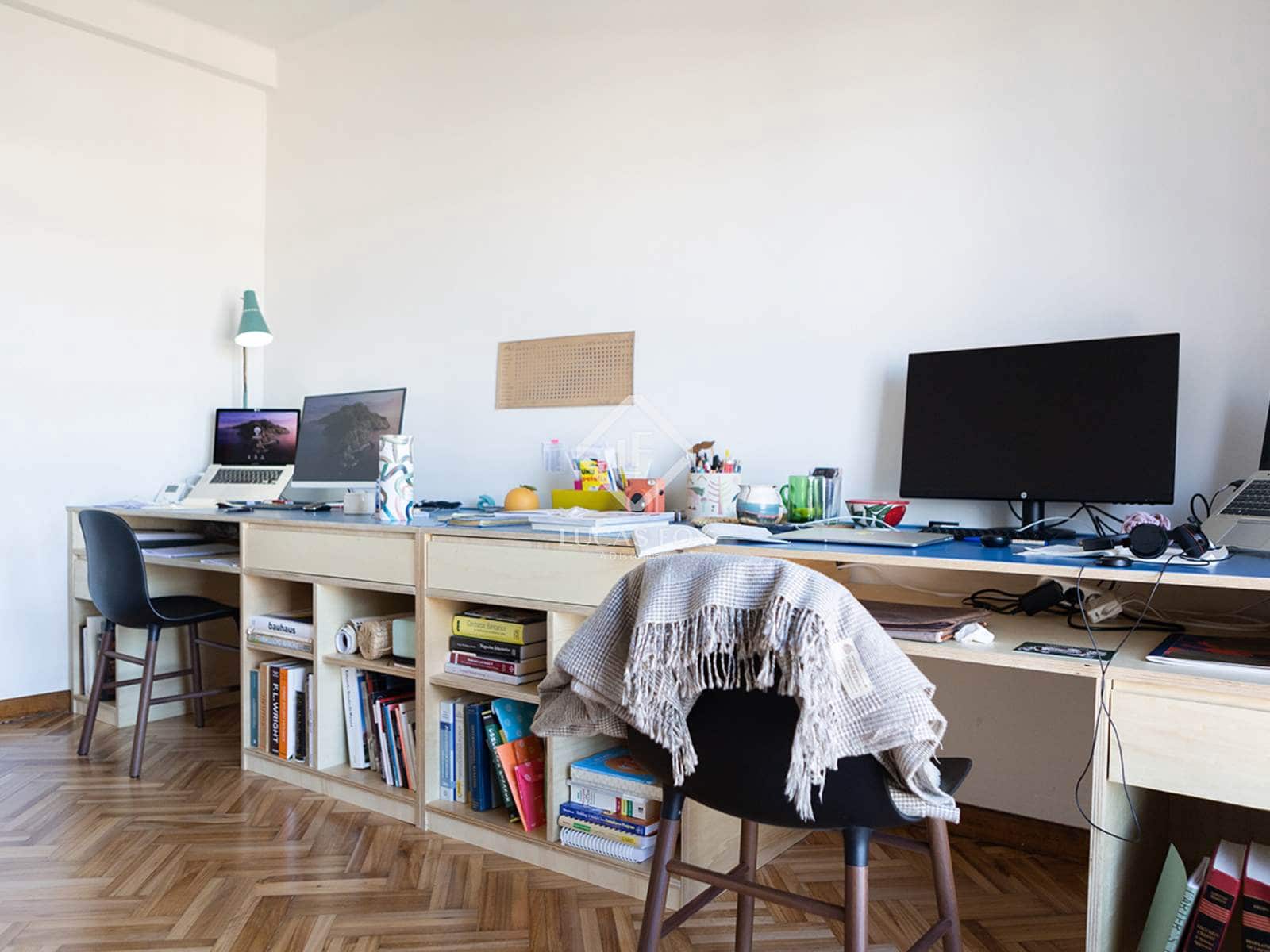 3 slaapkamer Appartement te huur in Vigo met garage - € 2.300 (Ref: 8920822)