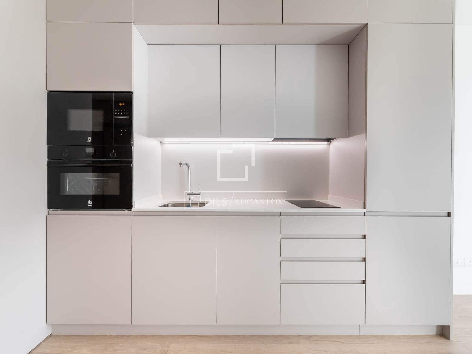 1 bedroom Apartment for sale in Madrid city - € 719,677 (Ref: 8921795)