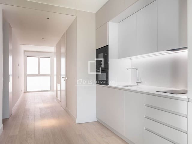 1 slaapkamer Appartement te koop in Rios Rosas, Madrid stad - € 719.677 (Ref: 8921795)