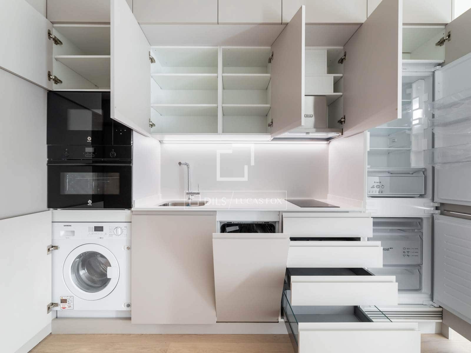 1 bedroom Apartment for sale in Madrid city - € 719,677 (Ref: 8921795)