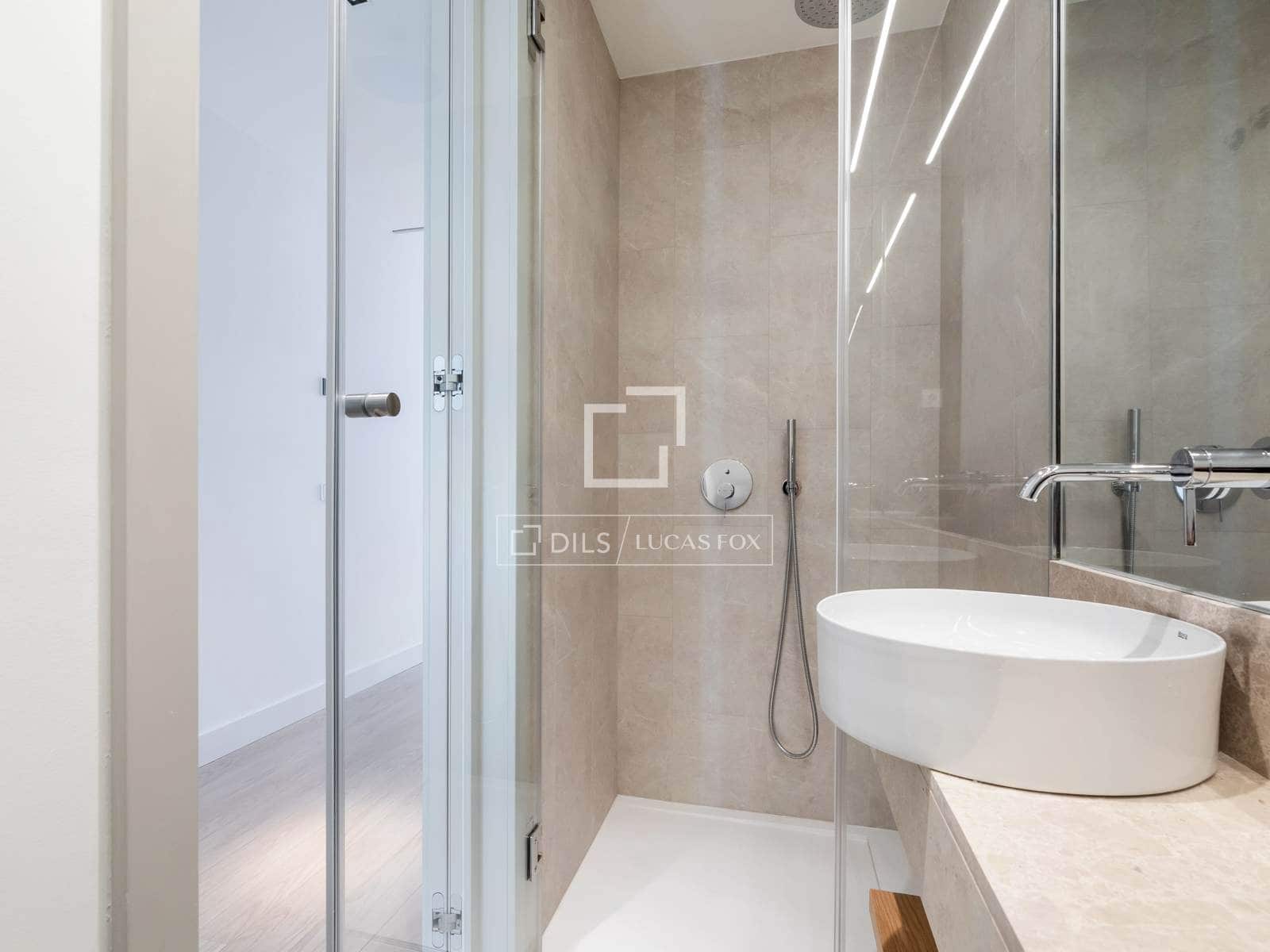 1 bedroom Apartment for sale in Madrid city - € 719,677 (Ref: 8921795)