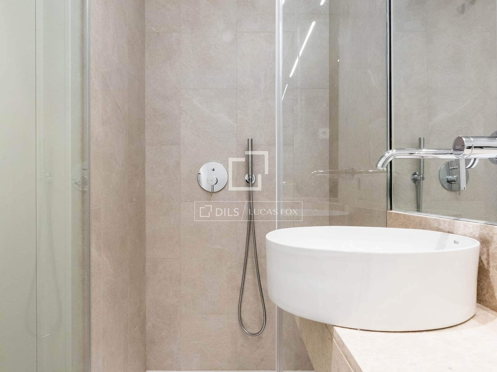 1 bedroom Apartment for sale in Madrid city - € 719,677 (Ref: 8921795)