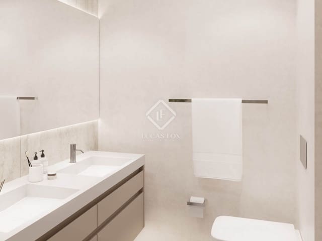 2 slaapkamer Appartement te koop in Estepona met zwembad garage - € 780.000 (Ref: 8921941)