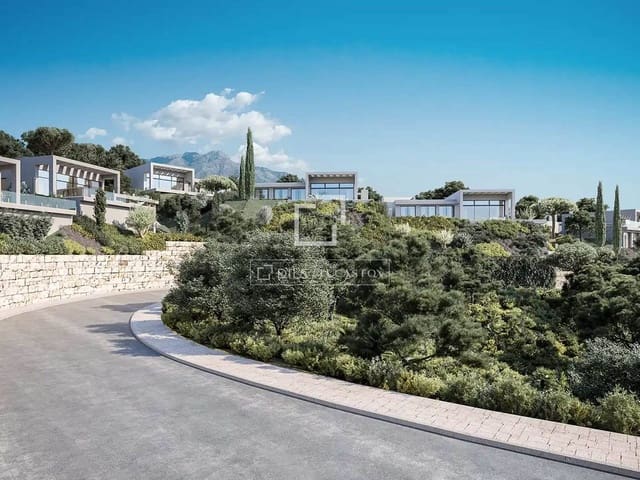 5 bedroom Villa for sale in Benahavís with pool garage - € 2,700,000 (Ref: 8922501)