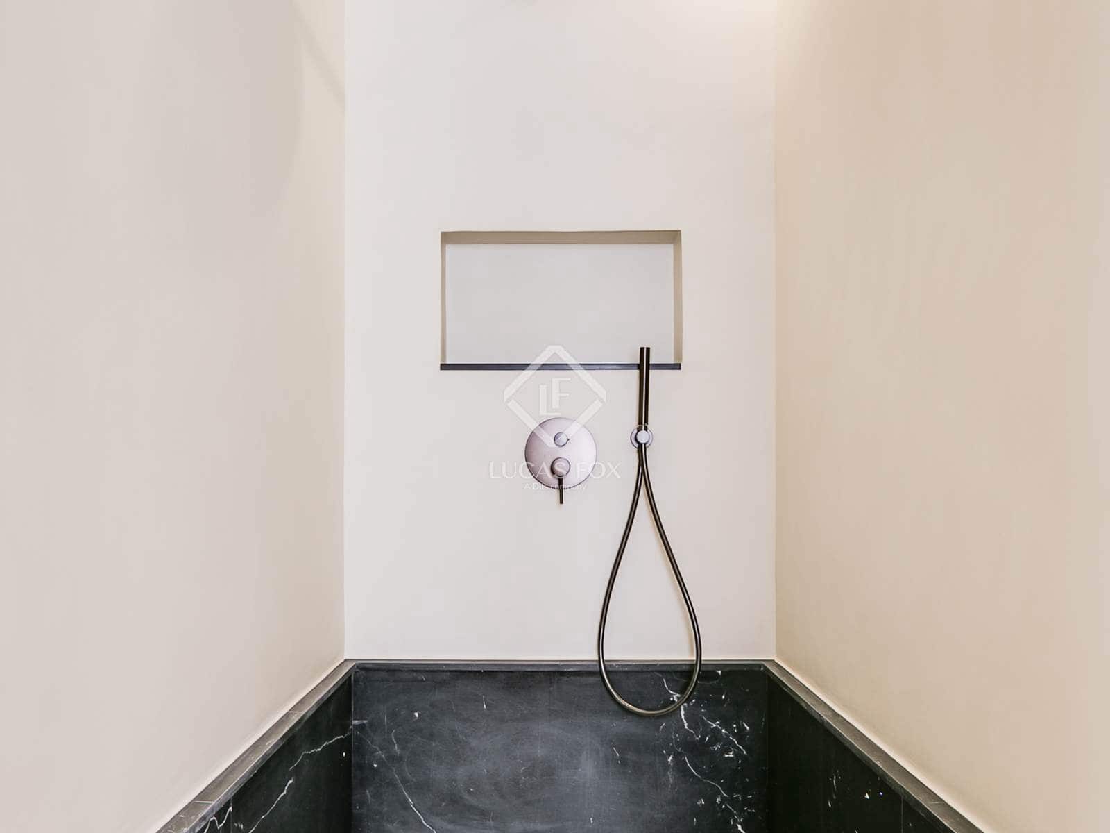 4 soveværelse Lejlighed til salg i Madrid by med garage - € 4.200.000 (Ref: 8922598)