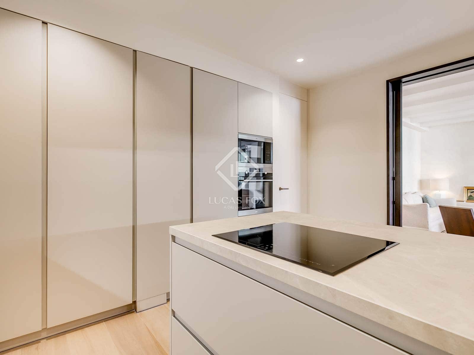 4 soveværelse Lejlighed til salg i Madrid by med garage - € 4.200.000 (Ref: 8922598)