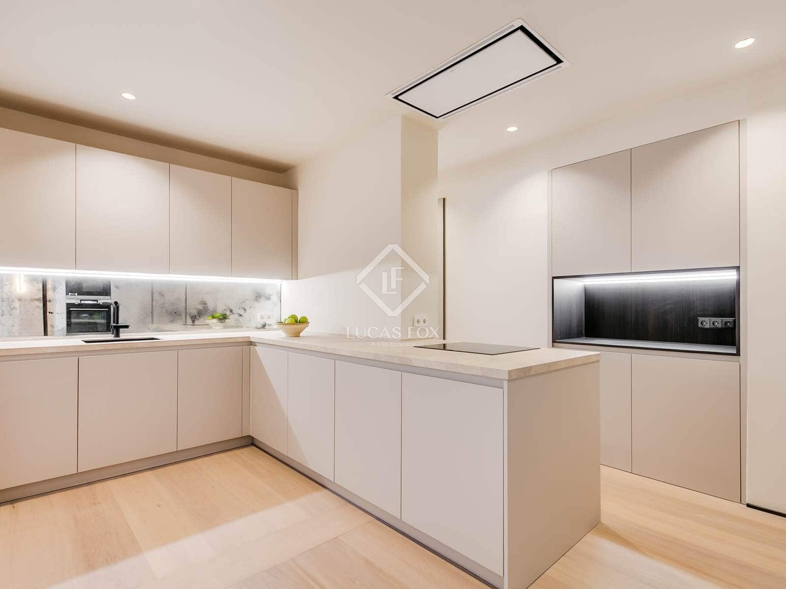 4 soveværelse Lejlighed til salg i Madrid by med garage - € 4.200.000 (Ref: 8922598)