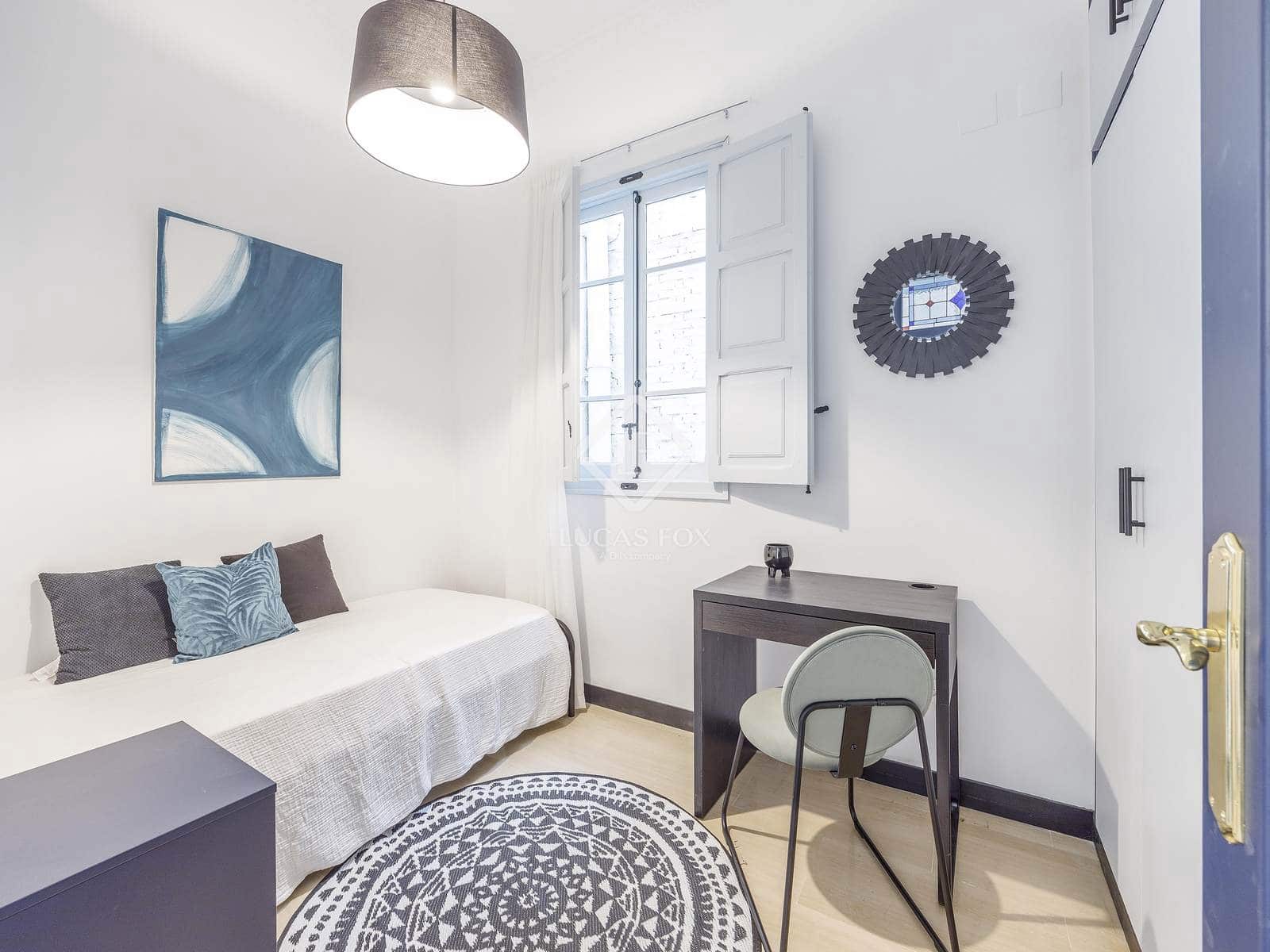 4 sypialnia Apartament do wynajęcia w Miasto Walencja - 2 800 € (Ref: 8923302)