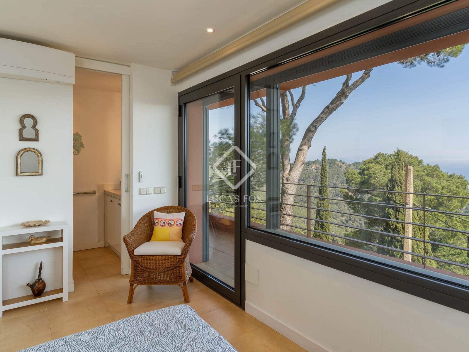 4 bedroom Villa for sale in Begur with pool garage - € 1,950,000 (Ref: 8924897)