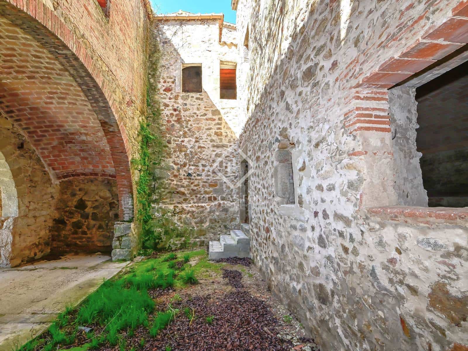 10 soverom Finca/Herregård til salgs i Santa Cristina d'Aro - € 895 000 (Ref: 8924899)