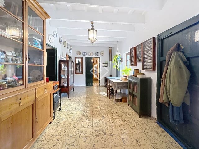 5 slaapkamer Finca/Landhuis te koop in San Luis / Sant Lluís met garage - € 1.900.000 (Ref: 8925104)