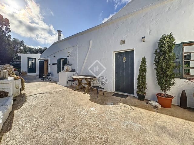 5 slaapkamer Finca/Landhuis te koop in San Luis / Sant Lluís met garage - € 1.900.000 (Ref: 8925104)