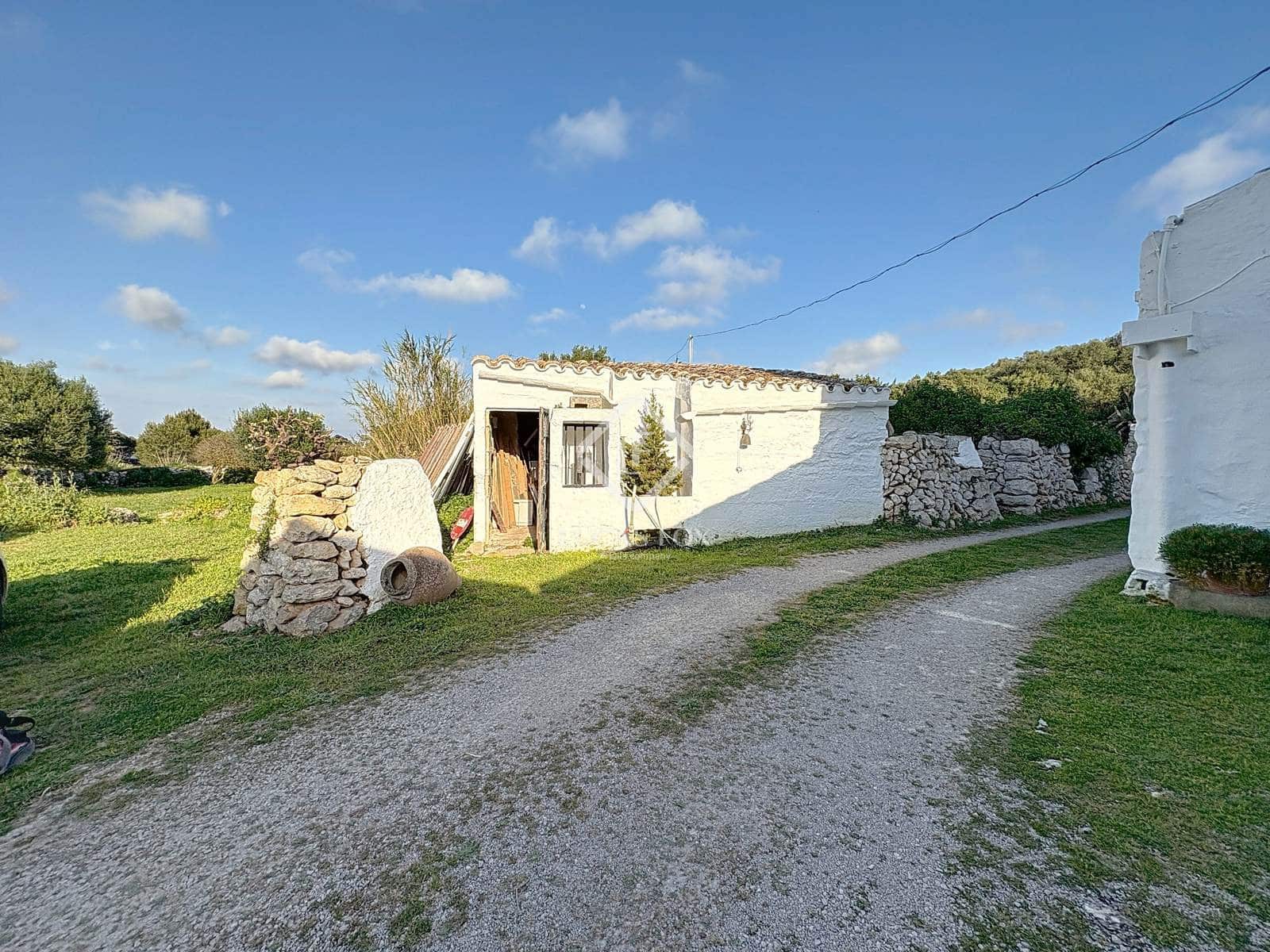 5 soveværelse Finca/Landehus til salg i San Luis / Sant Lluis med garage - € 1.900.000 (Ref: 8925104)