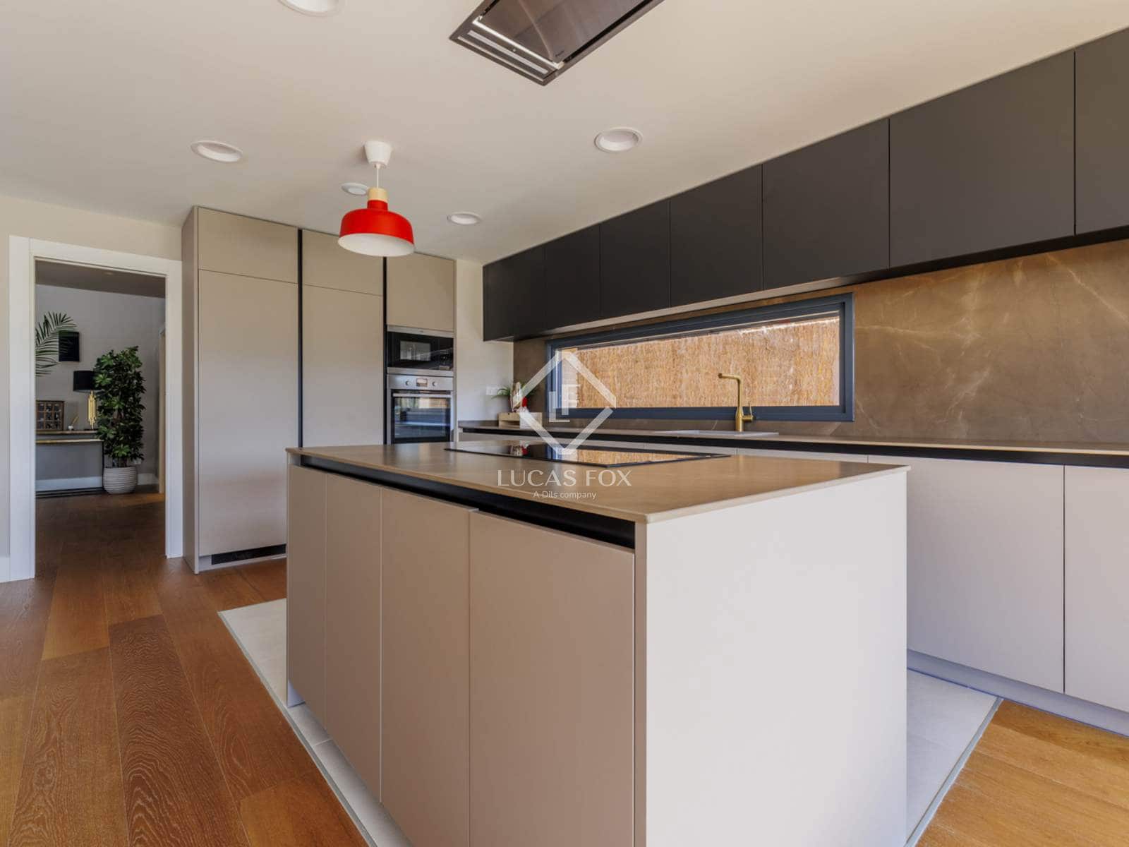 5 soveværelse Villa til salg i Las Rozas de Madrid med swimmingpool - € 2.400.000 (Ref: 8925105)