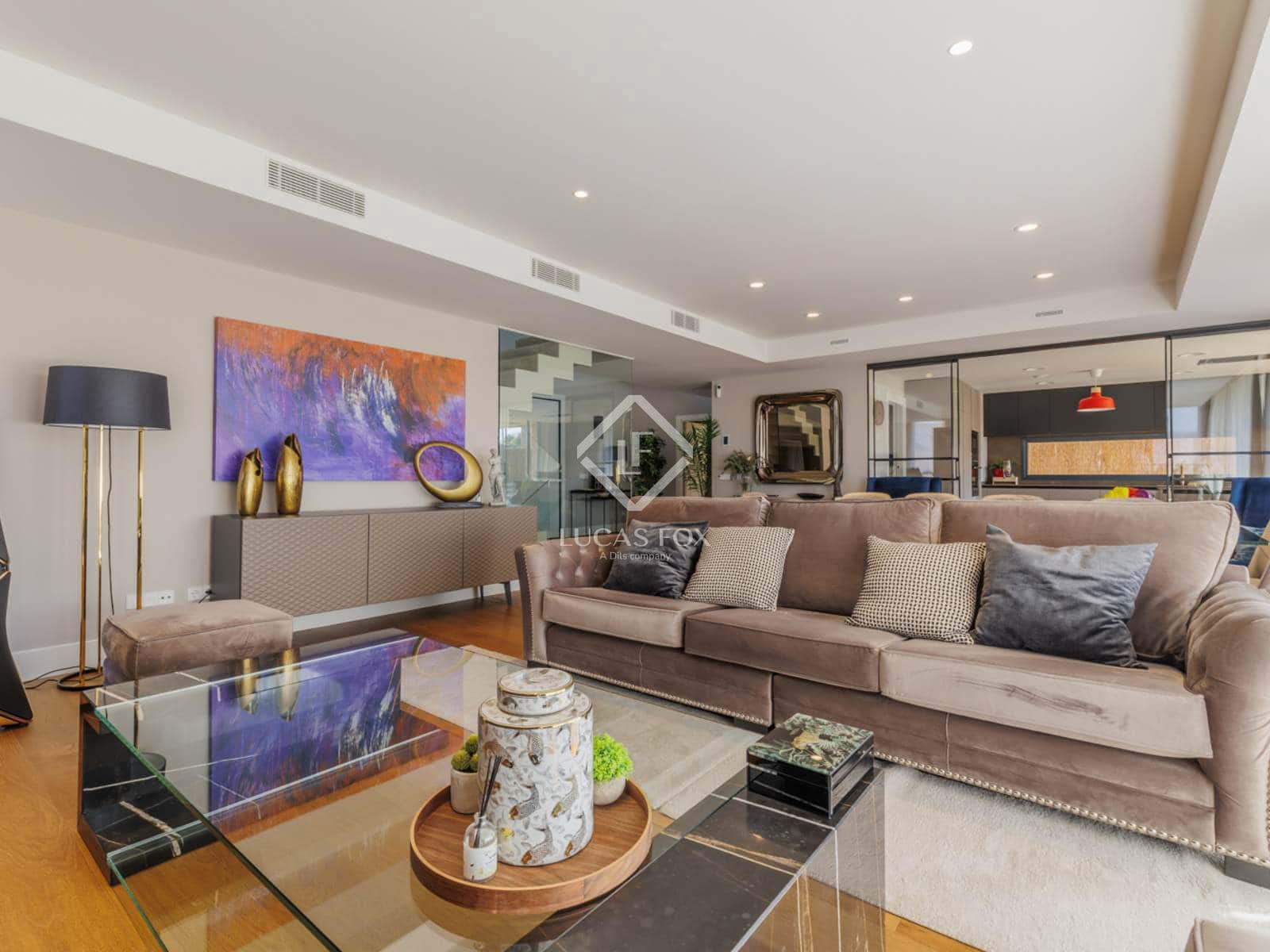 5 soveværelse Villa til salg i Las Rozas de Madrid med swimmingpool - € 2.400.000 (Ref: 8925105)