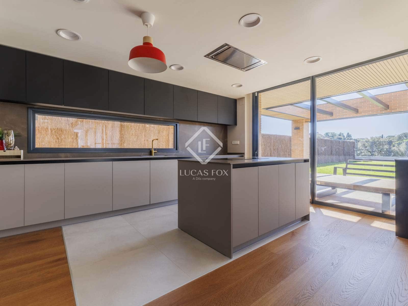 5 soveværelse Villa til salg i Las Rozas de Madrid med swimmingpool - € 2.400.000 (Ref: 8925105)