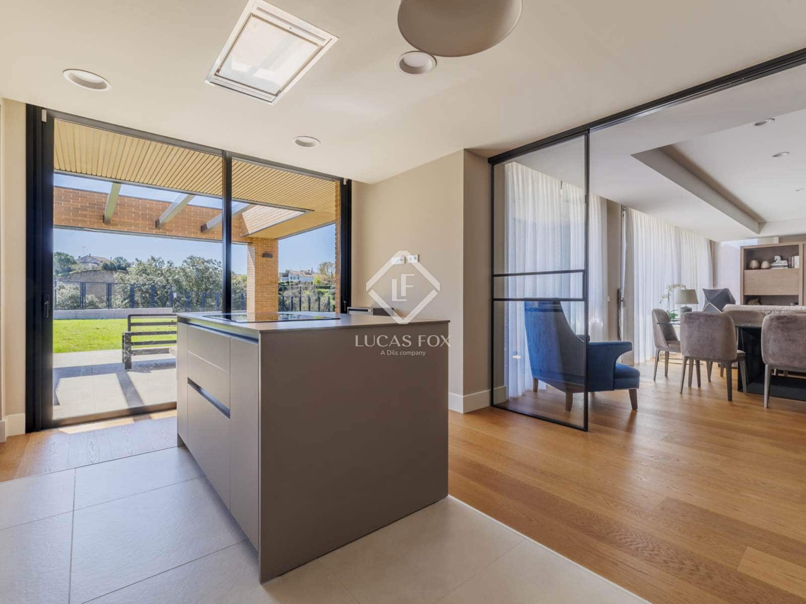 5 soveværelse Villa til salg i Las Rozas de Madrid med swimmingpool - € 2.400.000 (Ref: 8925105)