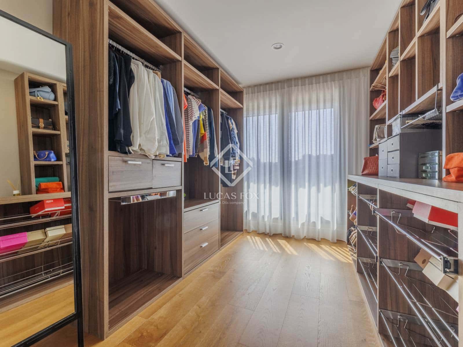 5 soveværelse Villa til salg i Las Rozas de Madrid med swimmingpool - € 2.400.000 (Ref: 8925105)