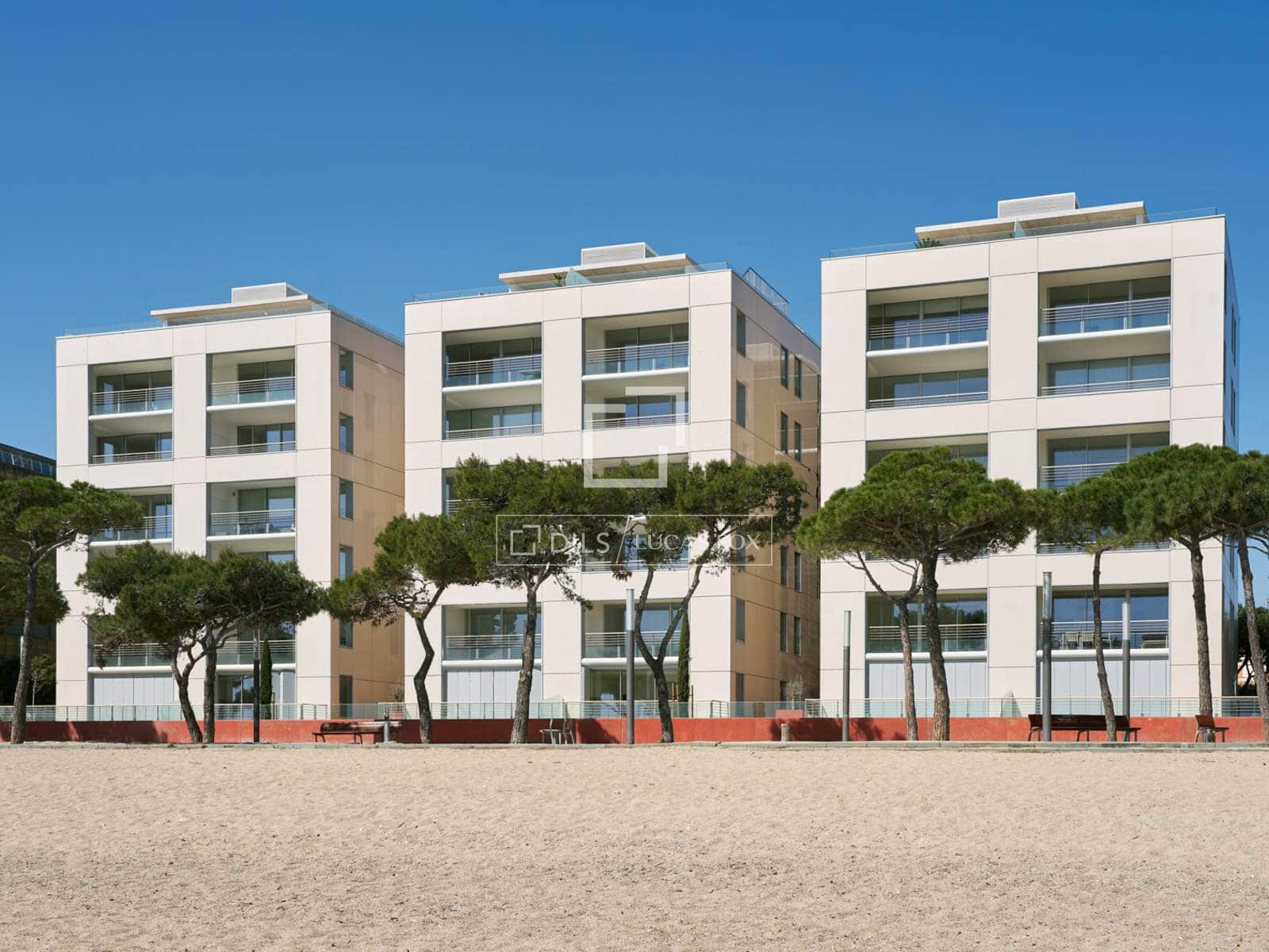 2 soveværelse Lejlighed til salg i Platja d'Aro med swimmingpool - € 1.160.000 (Ref: 8925110)