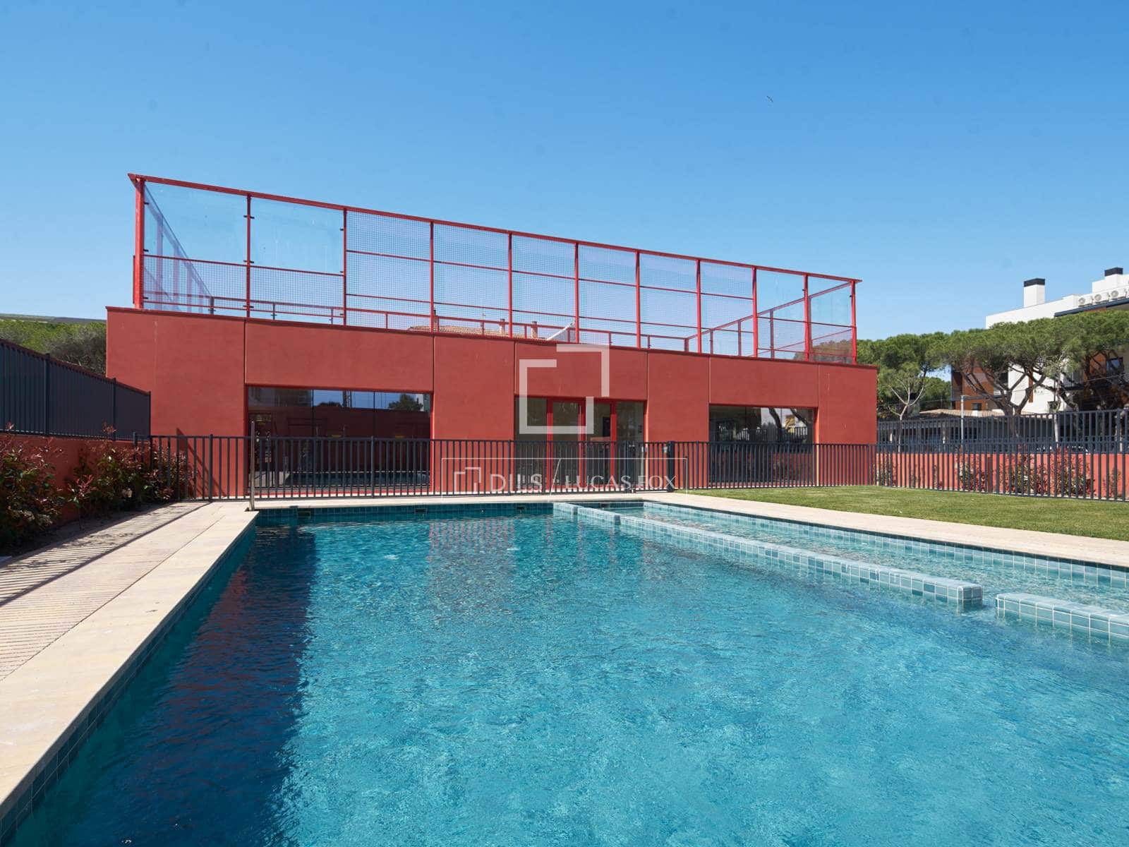 2 soveværelse Lejlighed til salg i Platja d'Aro med swimmingpool - € 1.095.000 (Ref: 8925111)