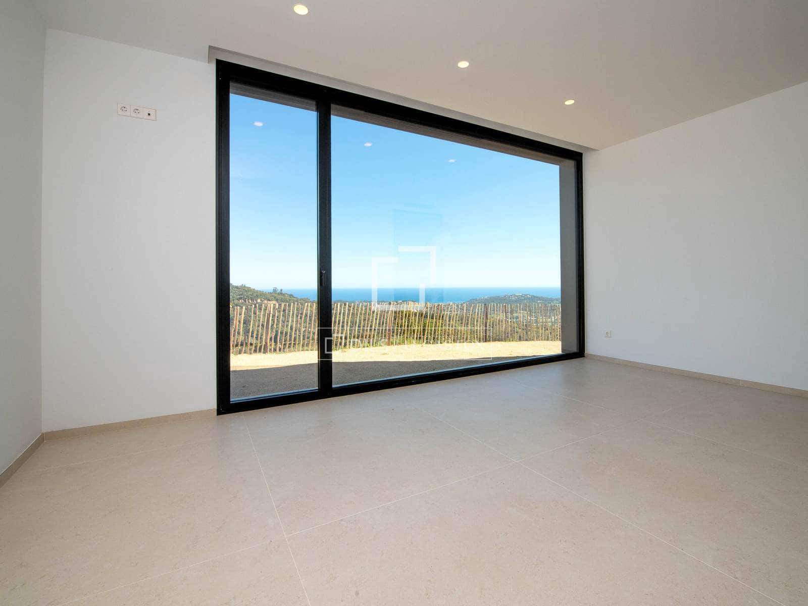 5 soverom Villa til salgs i Platja d'Aro med svømmebasseng garasje - € 3 250 000 (Ref: 8925325)