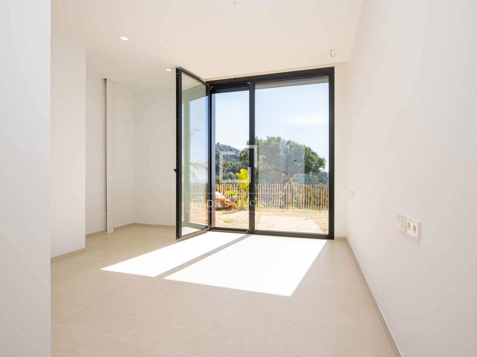 5 soverom Villa til salgs i Platja d'Aro med svømmebasseng garasje - € 3 250 000 (Ref: 8925325)