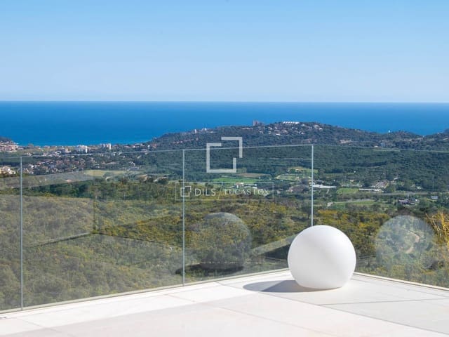 5 soverom Villa til salgs i Platja d'Aro, Castell-Platja d'Aro med svømmebasseng garasje - € 3 250 000 (Ref: 8925325)