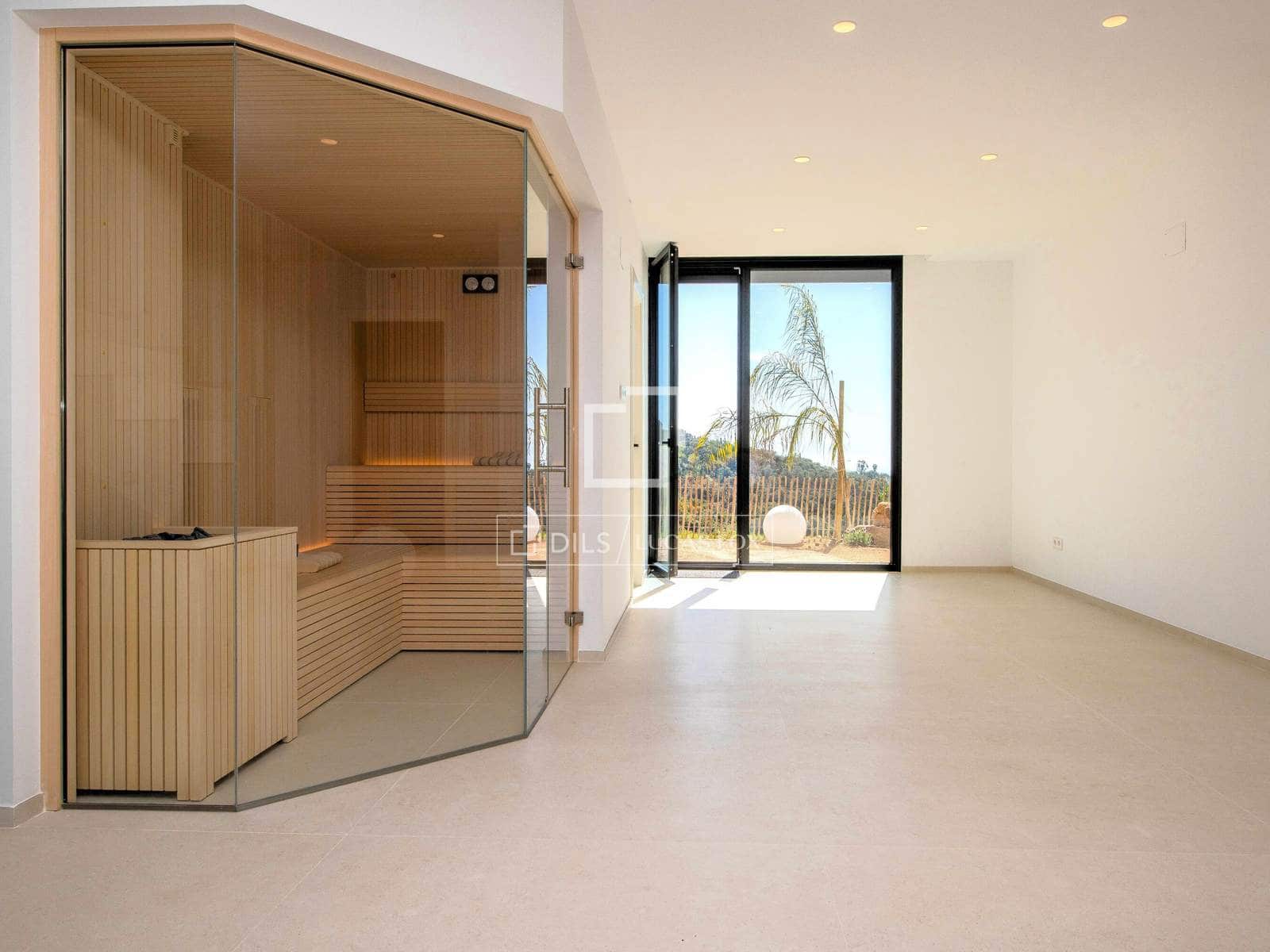 5 soverom Villa til salgs i Platja d'Aro med svømmebasseng garasje - € 3 250 000 (Ref: 8925325)