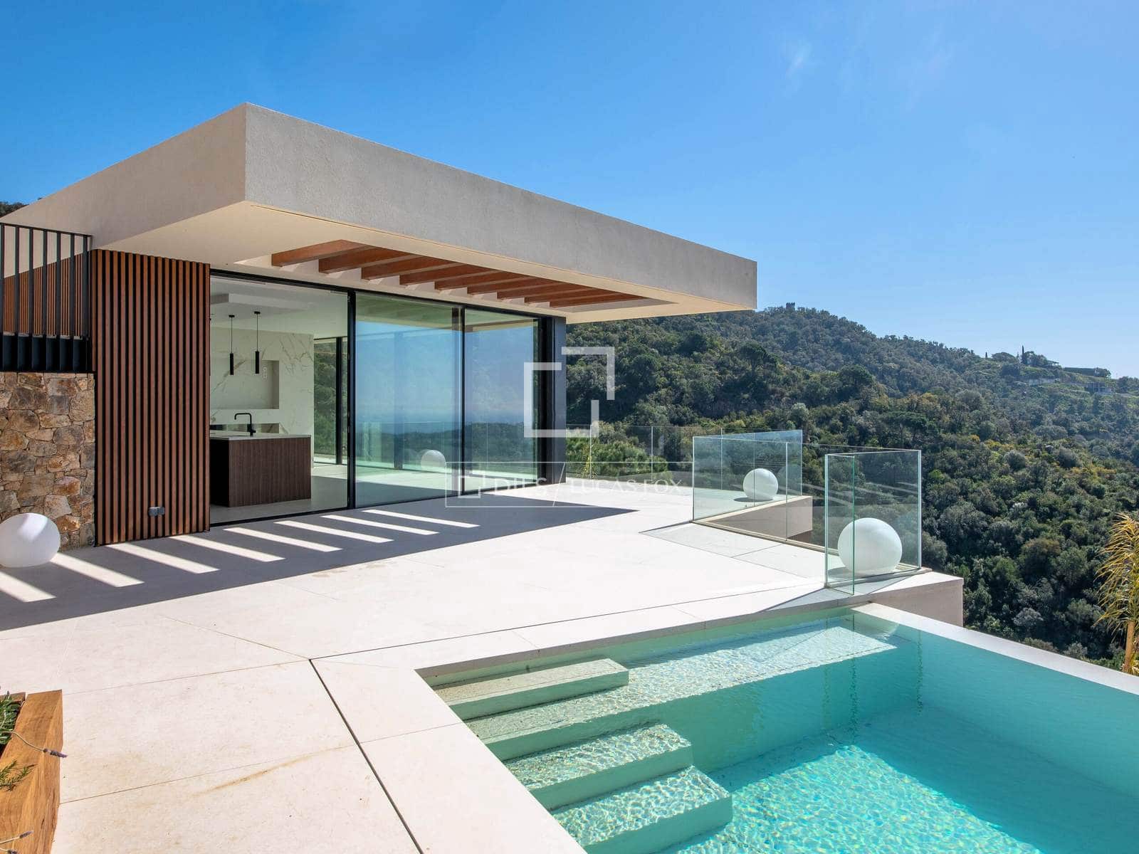 5 soverom Villa til salgs i Platja d'Aro med svømmebasseng garasje - € 3 250 000 (Ref: 8925325)