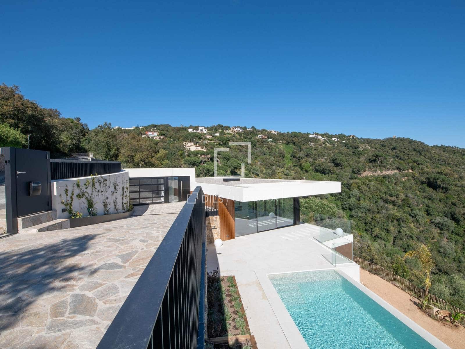 5 soverom Villa til salgs i Platja d'Aro med svømmebasseng garasje - € 3 250 000 (Ref: 8925325)