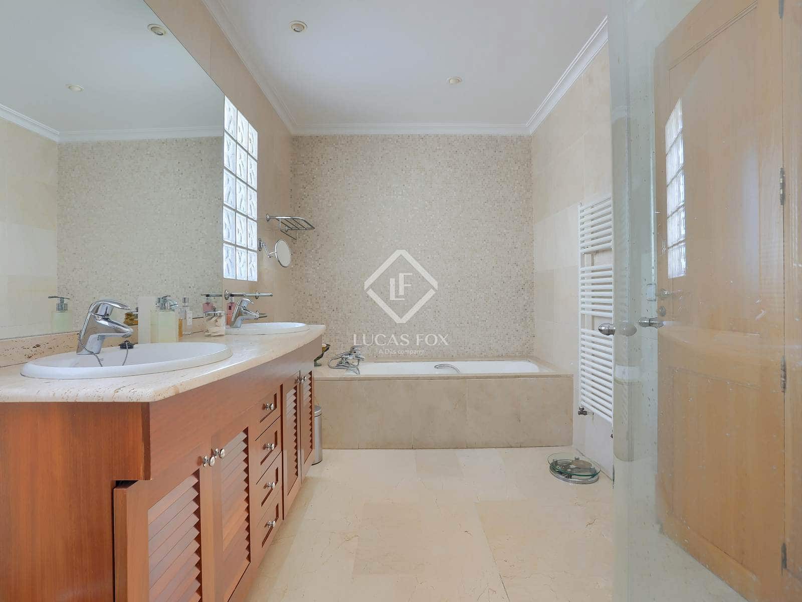 4 soveværelse Villa til salg i Palma de Mallorca med swimmingpool garage - € 1.950.000 (Ref: 8927166)