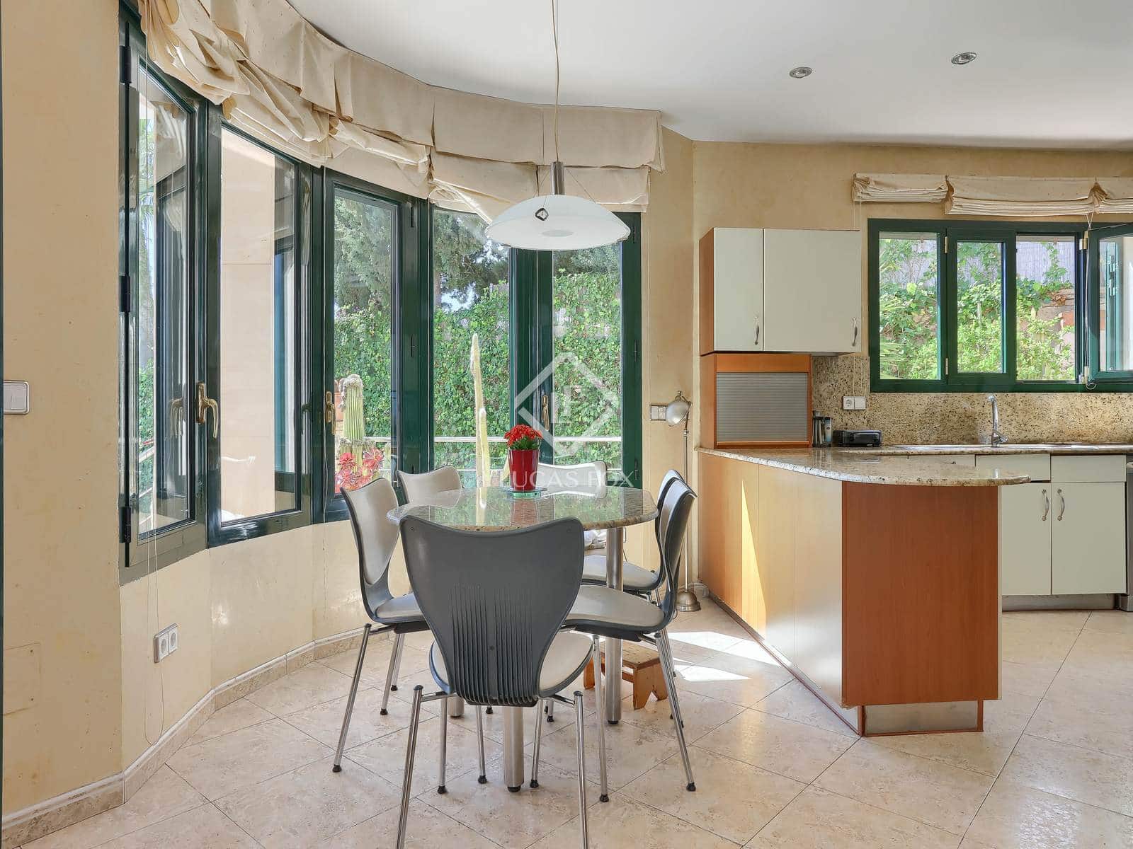 4 soveværelse Villa til salg i Palma de Mallorca med swimmingpool garage - € 1.950.000 (Ref: 8927166)