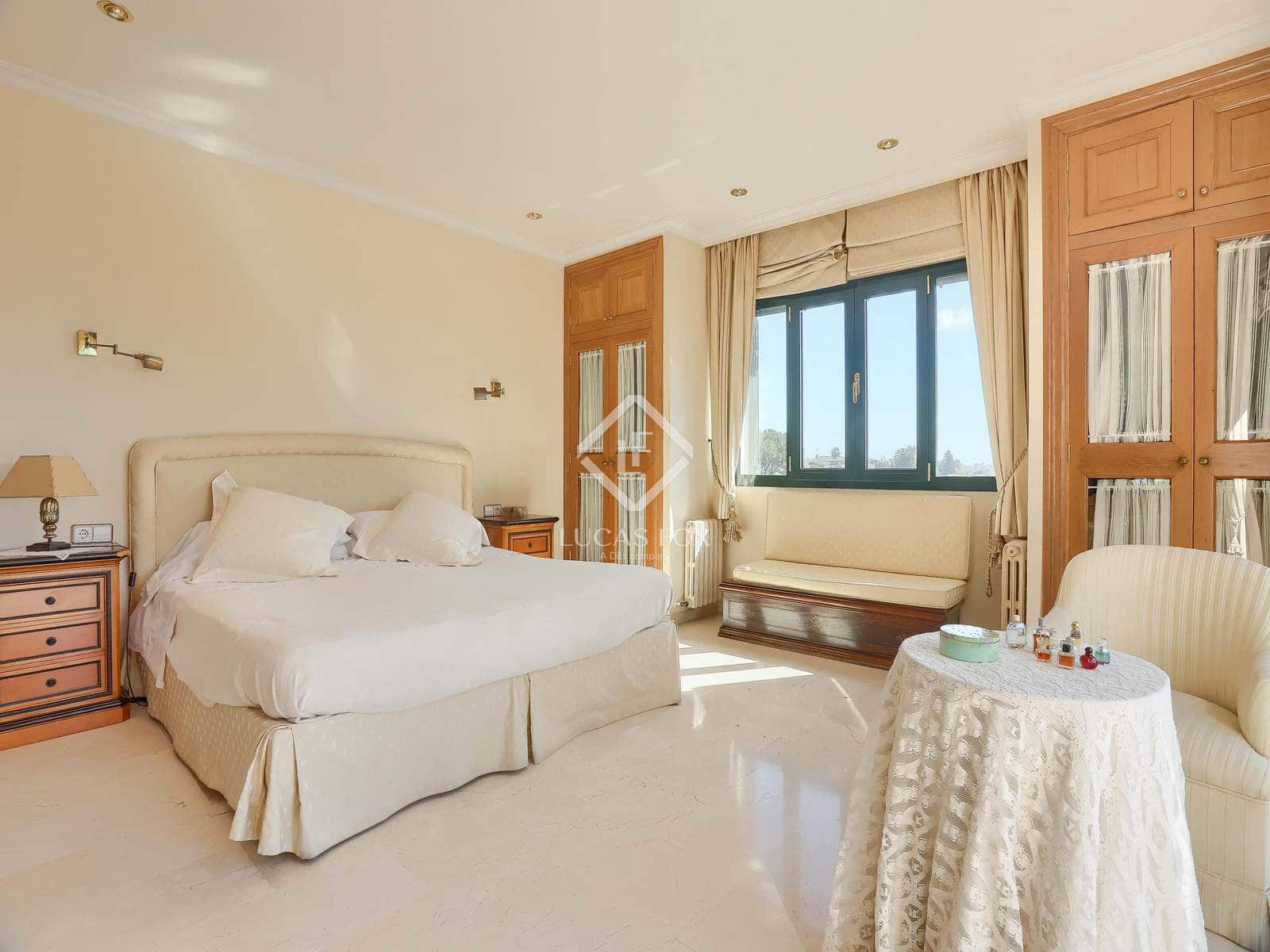 4 soveværelse Villa til salg i Palma de Mallorca med swimmingpool garage - € 1.950.000 (Ref: 8927166)