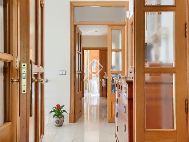 4 quarto Moradia para venda em Palma de Mallorca com piscina garagem - 1 950 000 € (Ref: 8927166)