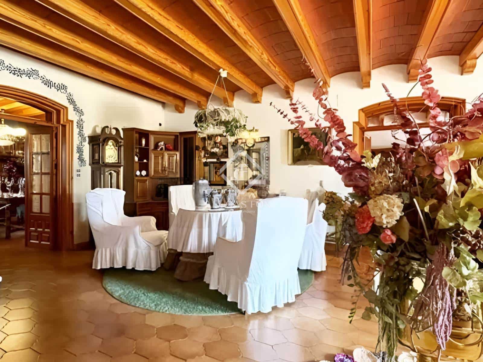 7 soveværelse Villa til salg i Loma Bada med swimmingpool - € 1.146.000 (Ref: 8927171)