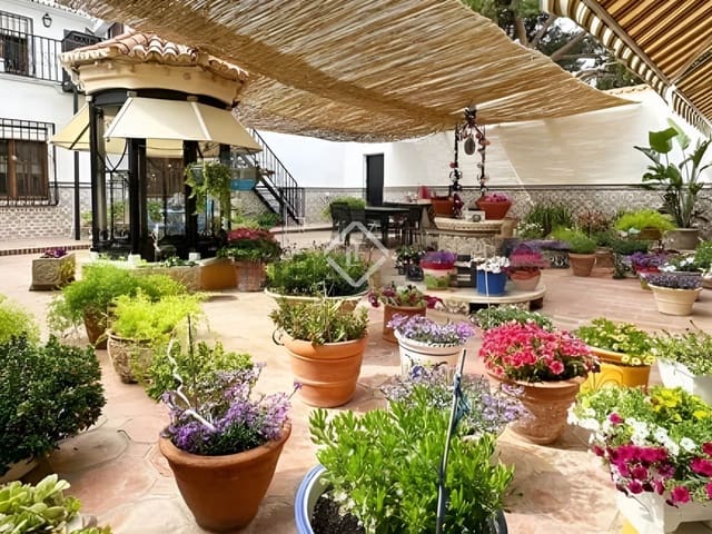 7 makuuhuone Huvila myytävänä paikassa Loma Bada, Petrel / Petrer mukana uima-altaan - 1 146 000 € (Ref: 8927171)