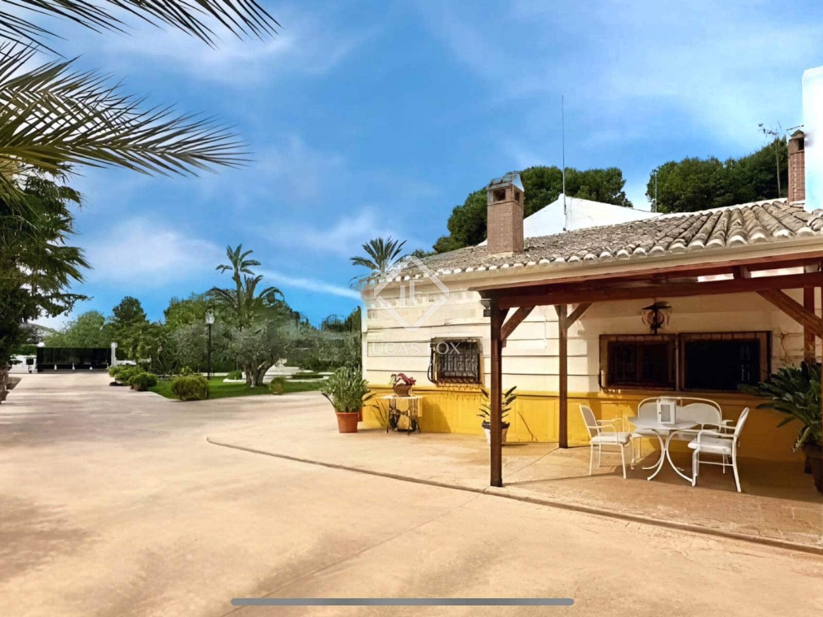 7 soveværelse Villa til salg i Loma Bada med swimmingpool - € 1.146.000 (Ref: 8927171)