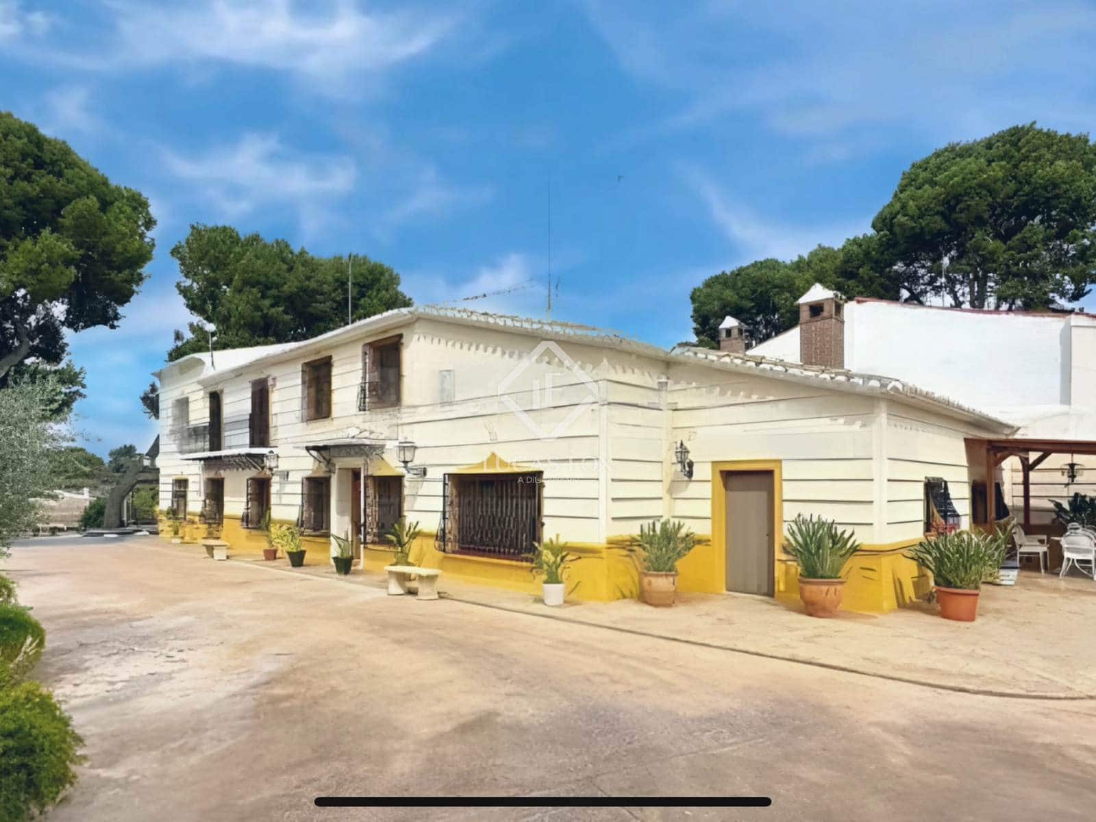 7 soveværelse Villa til salg i Loma Bada med swimmingpool - € 1.146.000 (Ref: 8927171)