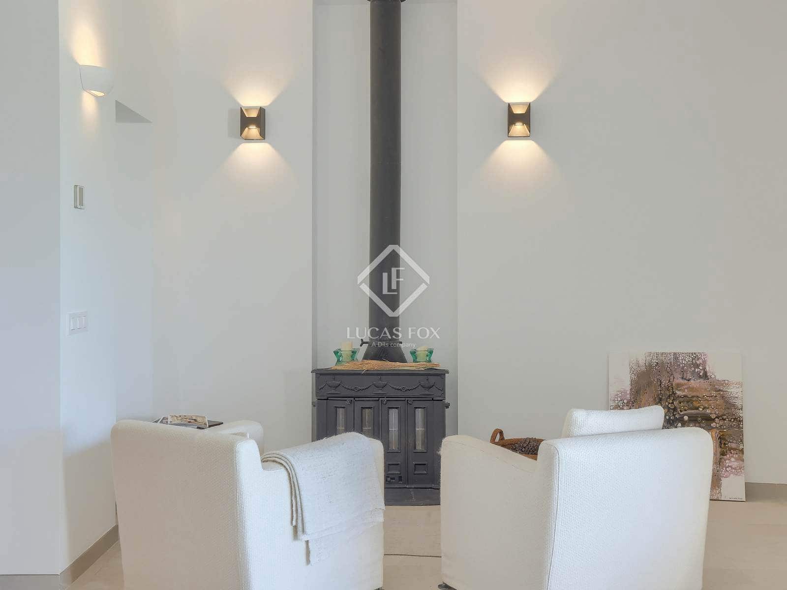 3 soveværelse Villa til salg i Llubi med swimmingpool garage - € 1.390.000 (Ref: 8927172)